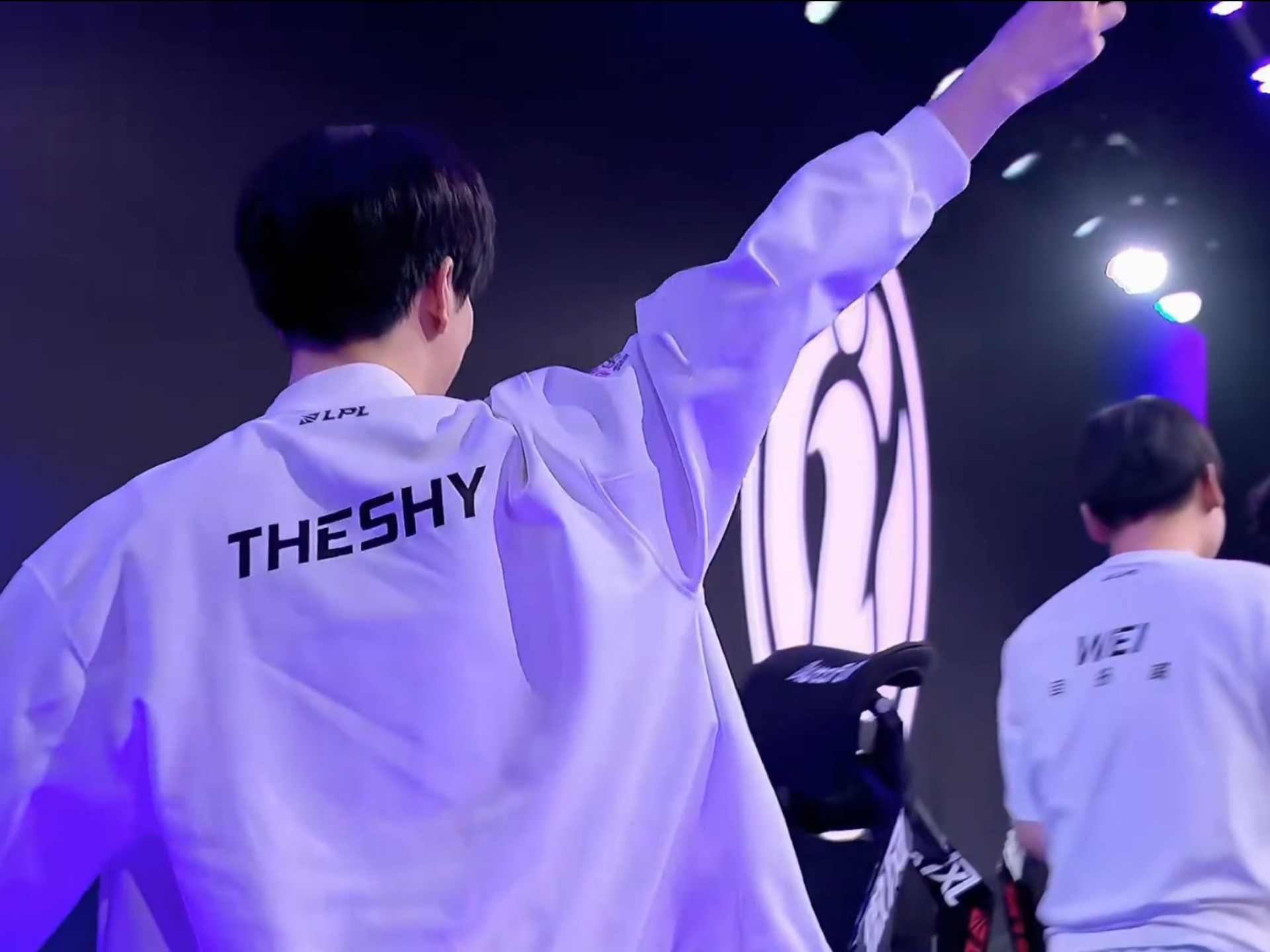 英雄联盟手游世界赛：WRL中国赛区未尝一败，会师胜者组