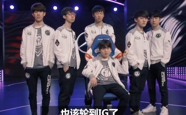 模碰